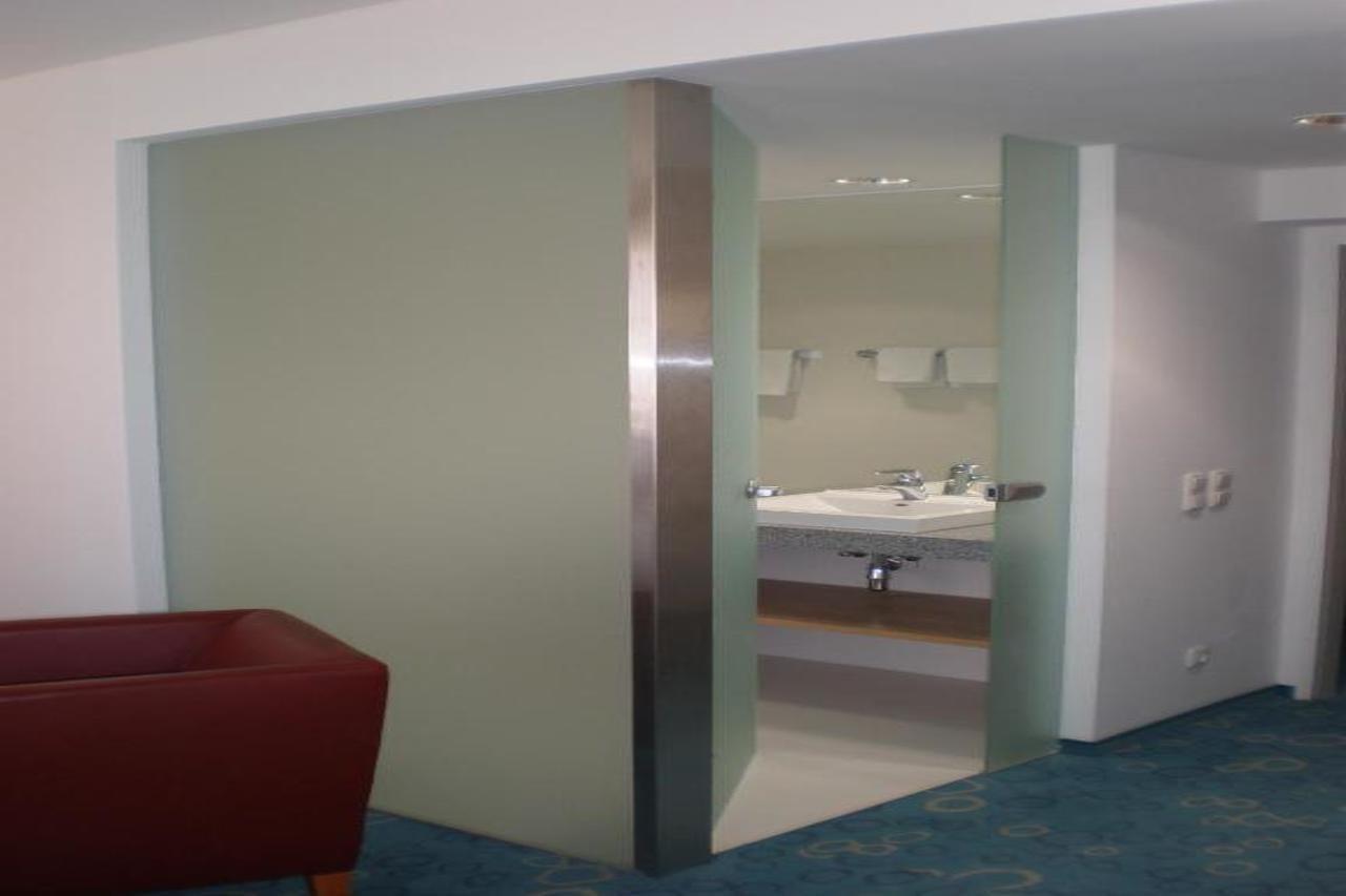 Dom Hotel Linz Eksteriør billede