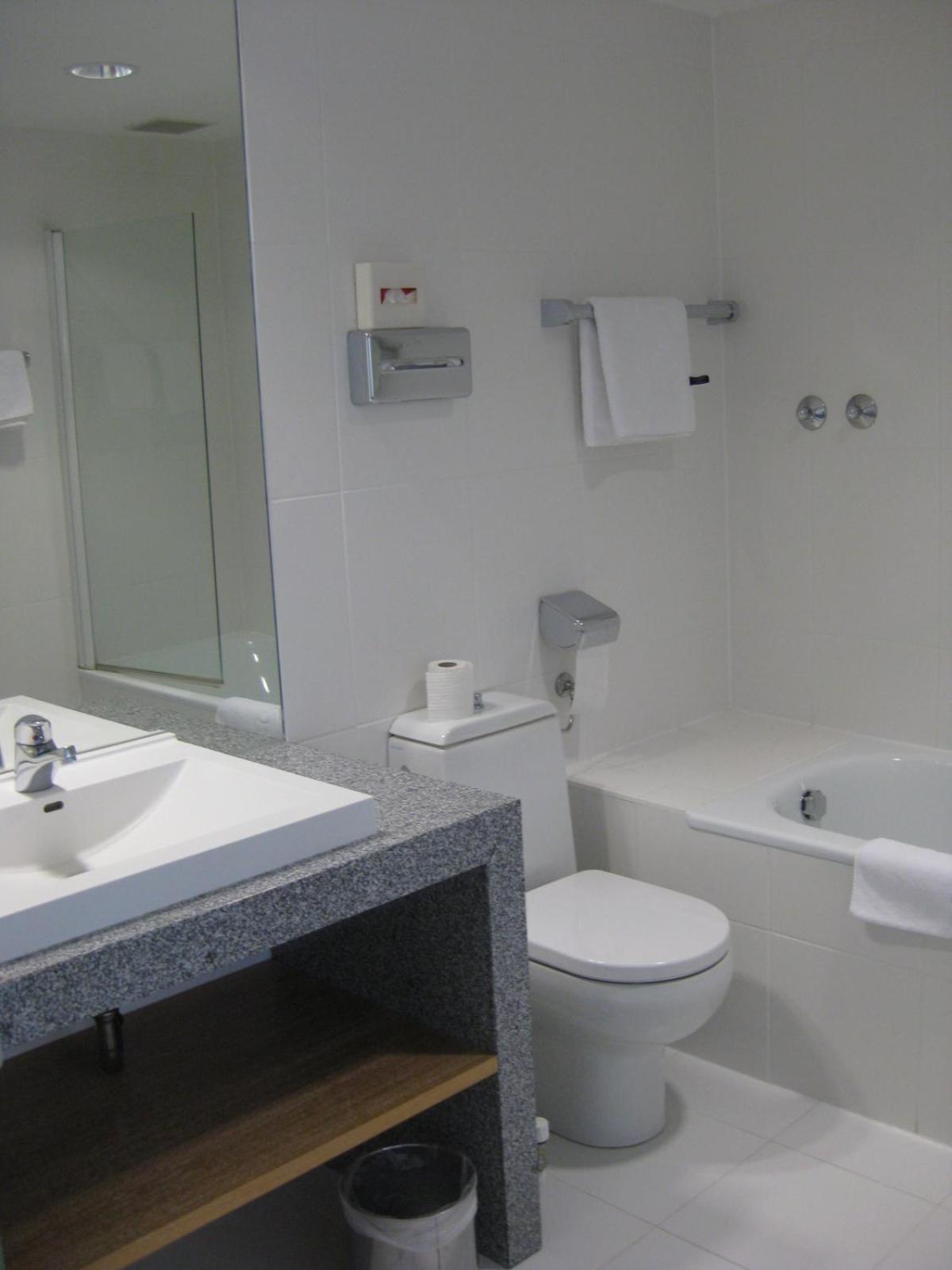 Dom Hotel Linz Eksteriør billede