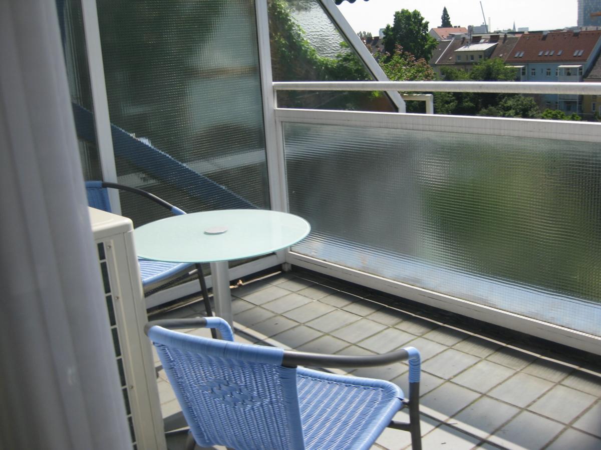 Dom Hotel Linz Eksteriør billede